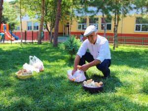Emektar hizmetliden israfı önleme dersi