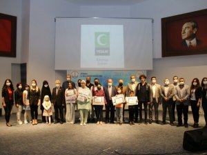 Yarışmada dereceye giren öğrenciler ödüllendirildi