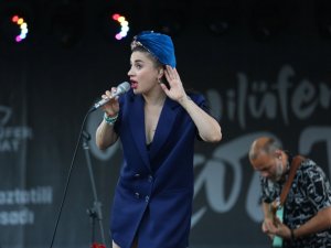 Ceylan Ertem konserinde Haluk Levent sürprizi