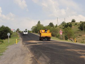 Sıcaklıklar asfalt eritiyor