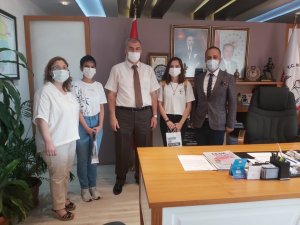 İl Milli Eğitim Müdürü Okumuş, başarılı öğrencileri ağırladı