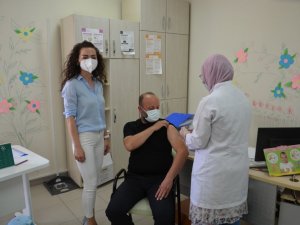 Günde 2 bin 600 kişiye aşı yapılan Aksaray’da nüfusun 3’te 2’si aşılandı