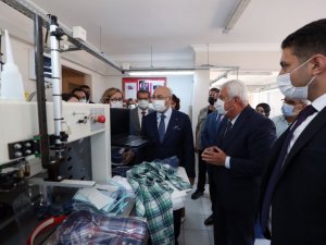 İzmir Valisi Köşger, Türkiye’nin istihdam ve sosyal uyum temalı ilk projesini inceledi