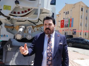 Ağrı Belediyesi filosuna Cenaze Nakil ve Kanal Açma aracı ekledi