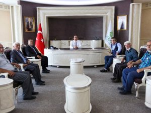 Başkan Kavuş: “Yeni muhtarlarımızla uyum içerisinde çalışmaya devam edeceğiz”