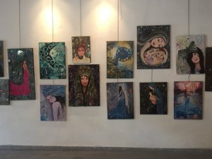 Koronavirüsle geçen 1 senesini sanatıyla anlattı