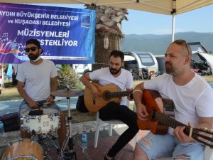 Aydın Büyükşehir ve Kuşadası Belediyesi müzisyenlere desteğini sürdürüyor