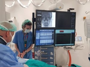 Dengesizlik, baş ağrısı ve ellerde uyuşma belirtilerine dikkat