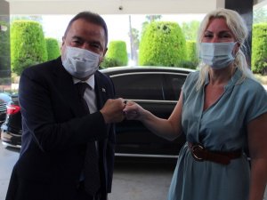 Başkan Böcek 109 gün tedavi gördüğü hastanede