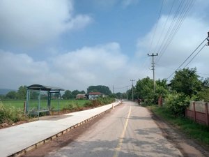 Kırsal mahallelerde yaya yolu çalışmaları devam ediyor