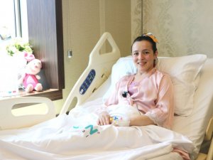 Çanakkale’den kalp tümörü şikayetiyle gelen genç kız, Tekden’de ameliyat oldu