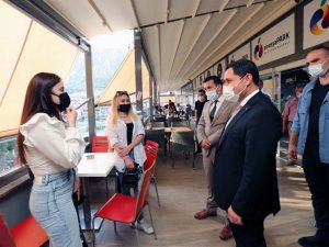 Amasya Valisi Masatlı: “Gençlerimizi aşı olmaları için ikna etmemiz çok önemli”