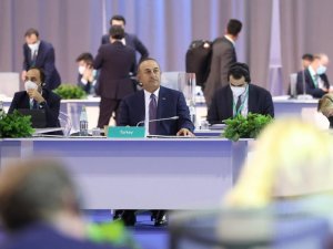 Çavuşoğlu, Suriye konulu kısıtlı katılımlı Bakanlar Toplantısı’na da katıldı