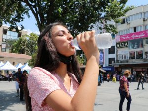 Aşırı sıcaklıklar su satışlarını patlattı