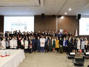 Ankara Şehir Hastanesinde ‘Covid-19 Pandemisinde Sağlık Bakım Hizmetleri Yönetimi’ sempozyunu