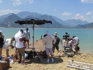 Kıvanç Tatlıtuğ ünlü deterjan markasının yüzü oldu