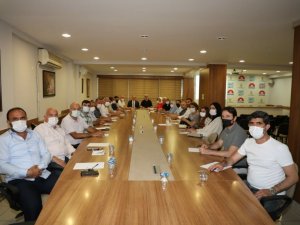 Belediye Başkanı Özlü, projelerini partisiyle paylaştı