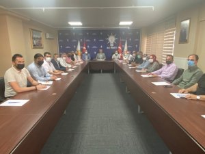 AK Parti Sarız İlçe Yönetim Kurulu Toplantısı düzenlendi