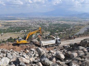 Başkan Büyükkılıç: “Hıdrellez yolunda iğneyle kuyu kazıyoruz”