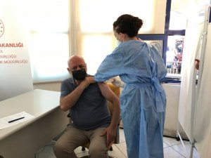 Üsküdar Harem Otagarı’nda Covid-19 aşılaması başladı