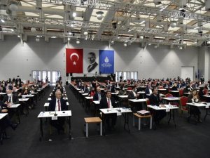 AK Parti sağlık çalışanlarına ücretsiz toplu taşıma ve otopark uygulamasının uzatılmasını teklif edecek