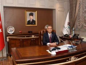 Vali Çuhadar’dan aşı olun çağrısı