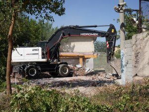 Bağlar’da kamulaştırılan 5 yapının yıkımı gerçekleşti