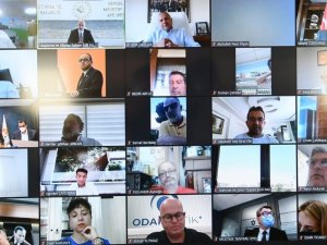 Bakan Karaismailoğlu, İzmir Ticaret Odası Meclis Toplantısı’na video konferansla katıldı