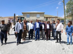 Başkan Tanış mahalle ziyaretlerini sürdürüyor