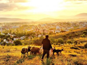Kahramanmaraş’ta gün doğumu ve batımı görsel şölen oluşturdu