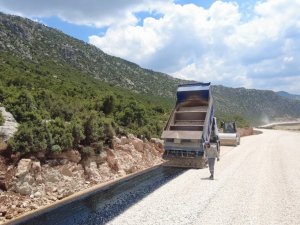 Naldöken yolunda genişletme çalışması