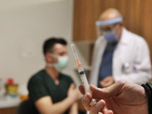 Konya’da üçüncü doz aşı uygulamasına başlandı