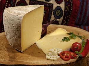 Eski kaşar mı, yeni kaşar mı?