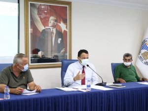 Kaş’ta 97 taşınmazın kira sürelerinin uzatılabilmesi için encümene yetki verildi