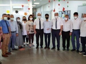 Nazillili LGS Türkiye Birincisine protokolden ödül