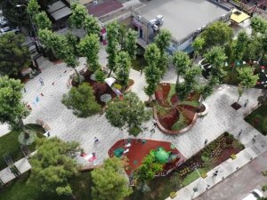 Maltepe’de yenilenen ’Atatürk Parkı’ hizmete açıldı