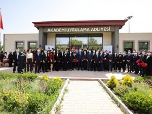 Adalet Bakanı Gül: “Aklını kiraya vermiş, vicdanını hukuk dışında bir merci ya da kişiye emanet etmiş kişi yargı mensubu olamaz"