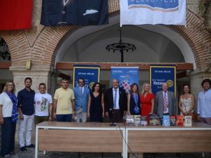 Kuşadası’nda “Atatürk, Kabotaj Ve Deniz” başlıklı söyleşi gerçekleştirildi