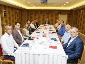 İnegöl’de ilçe başkanlarından örnek buluşma