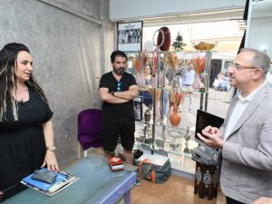 "İzmir’in alt yapı, trafik ve su sorunu vatandaşın ilk gündem maddesi"