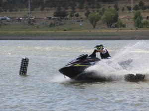 Doğunun başkenti Erzurum’da su sporları adrenalin dolu anlar yaşatıyor