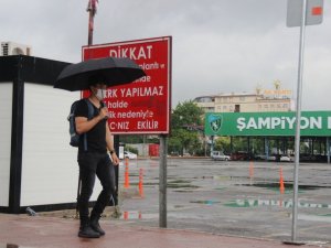 Kocaeli’de sağanak yağış hayatı olumsuz etkiledi