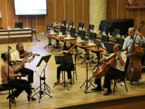 Bodrum Belediyesi Meclis toplantısında klasik müzik konseri verildi
