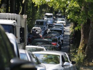 Kısıtlamasız ilk pazar gününde vatandaşlar Belgrad Ormanı’na akın etti