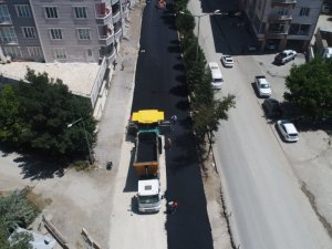 Cumhuriyet Caddesi sıcak asfalt serimi