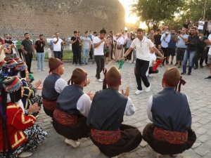 Keçi Burcu sanatla buluştu