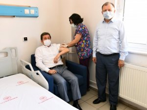 Vali Tavlı, vatandaşları aşı olmaya davet etti