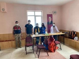 Çıldır Toplum Sağlığı Merkezinden köylerde aşı uygulaması