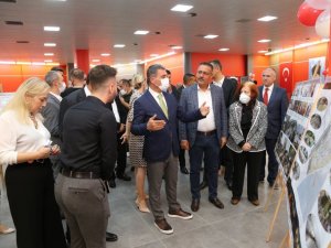 Zübeyde Hanım Kültür Merkezi ‘Ekoköy’ temalı sergiyi sanatseverler ile buluşturuyor