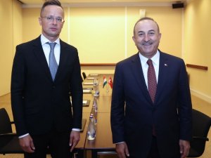 Bakan Çavuşoğlu, Macaristan Dışişleri Bakanı Szijjarto ile görüştü